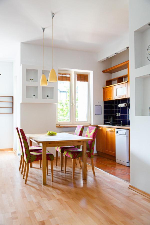 Apartment Ten Warszawa Eksteriør billede