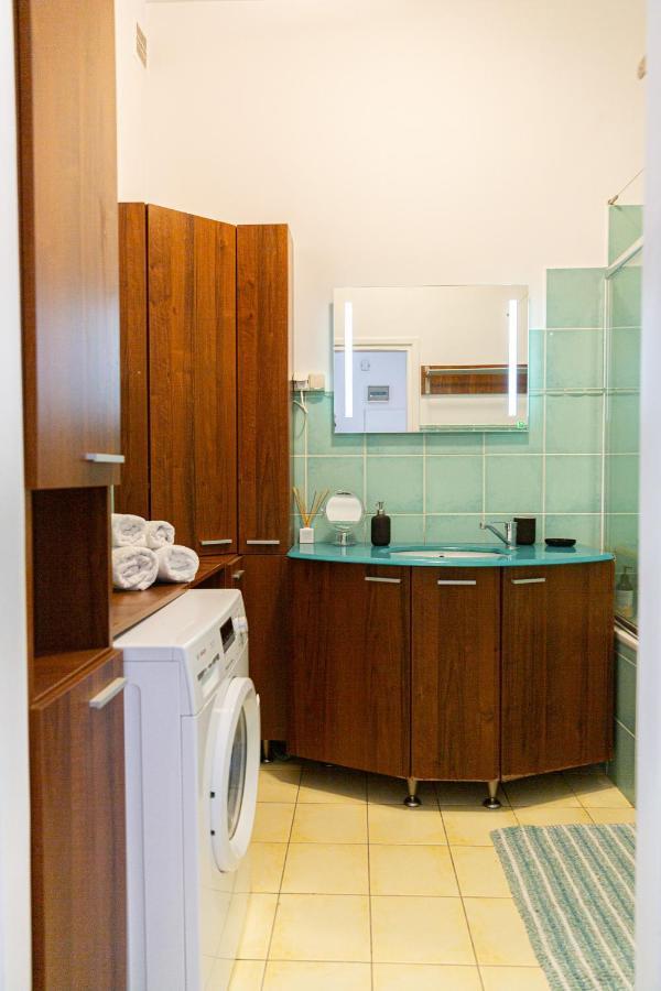 Apartment Ten Warszawa Eksteriør billede